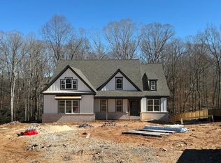 1821 Sauterne Dr, Hoschton, GA 30548