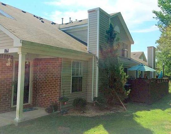 2nd image of 861 Miller Creek Ln