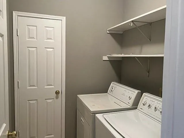 517 E Grubb Dr — Photo 13