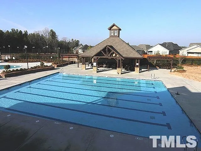 8526 Quarton Dr — Photo 20