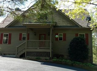 53 Dove Ct, Warne, NC 28909