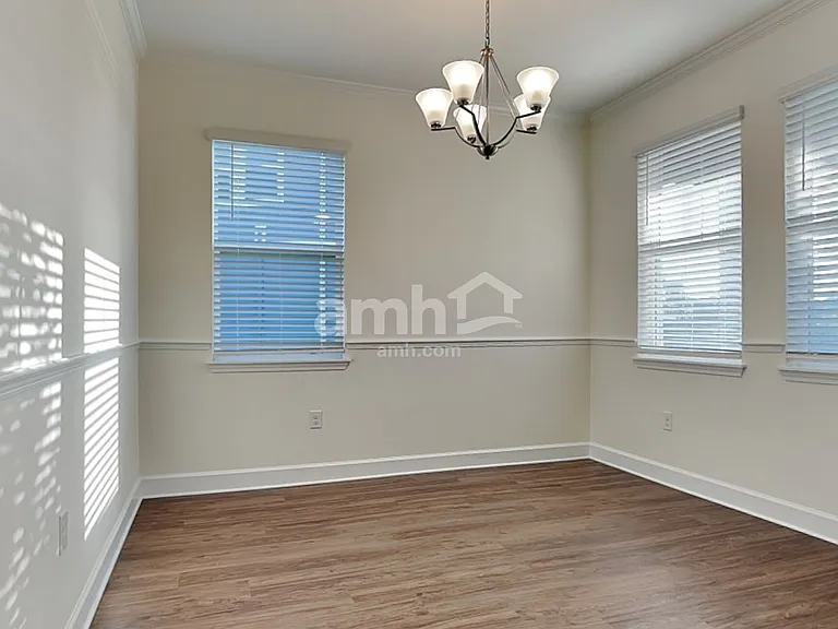 343 Pine Terrace Dr — Photo 8