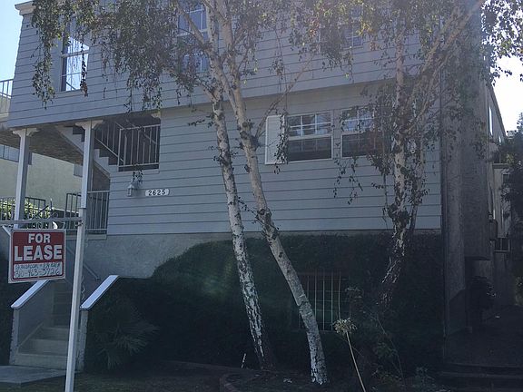 2nd image of 2625 S Sepulveda Blvd APT 6