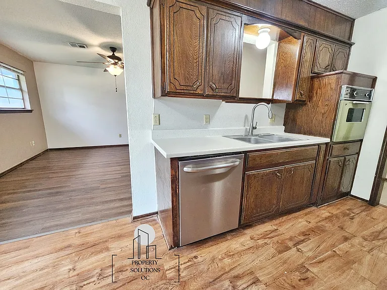 1502 Briar Meadow Rd — Photo 30