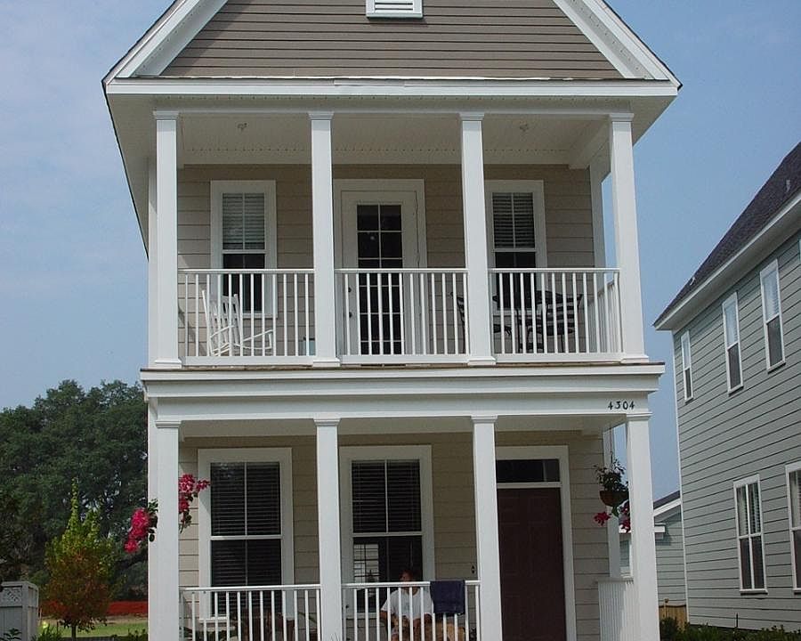 1st image of 4304 Grove Park Dr