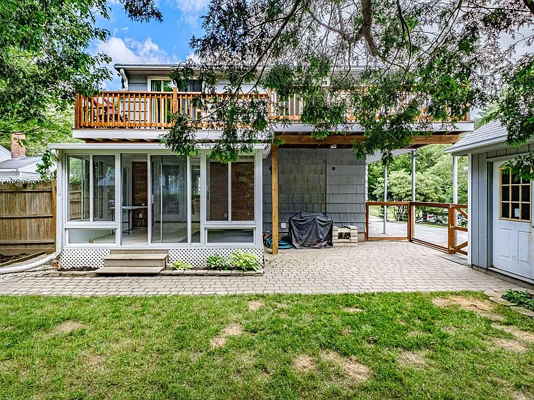 169 Holm Ave — Photo 3