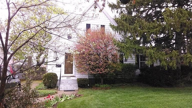 1st image of 3317 E 4th St
