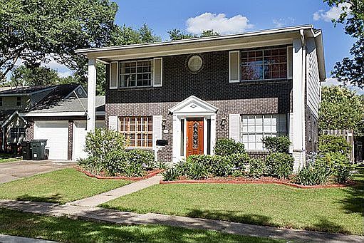 1st image of 2422 Hudson Pl