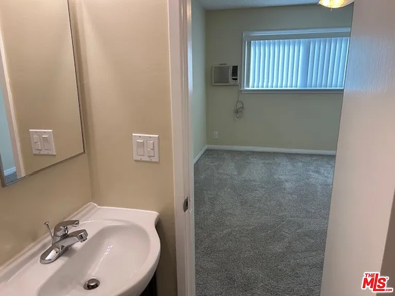 1428 S Bedford St #6 — Photo 22