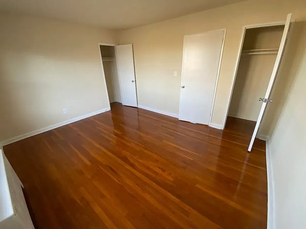 (undisclosed Address)