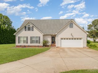 432 Mock Mill Rd, Statesville, NC 28677