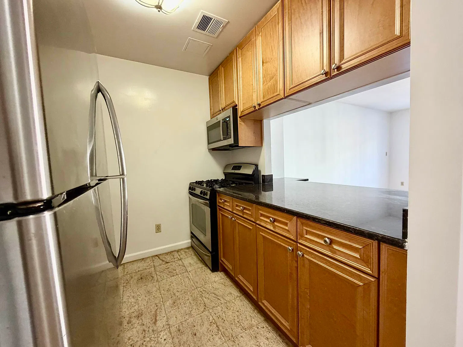229 East 13th Street — Photo 4