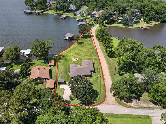 5th image of 1075 Callender Lake Dr