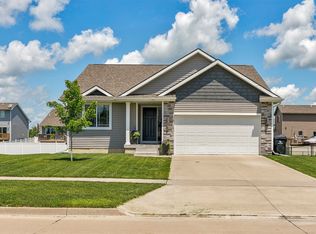 2706 NW 23rd St, Ankeny, IA 50023