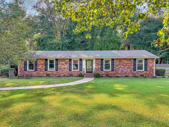1010 Seven Springs Rd, Spartanburg, SC 29307