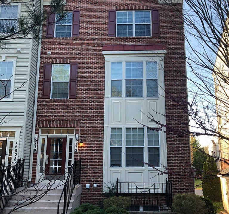 1st image of 16830 Nuttal Oak Pl