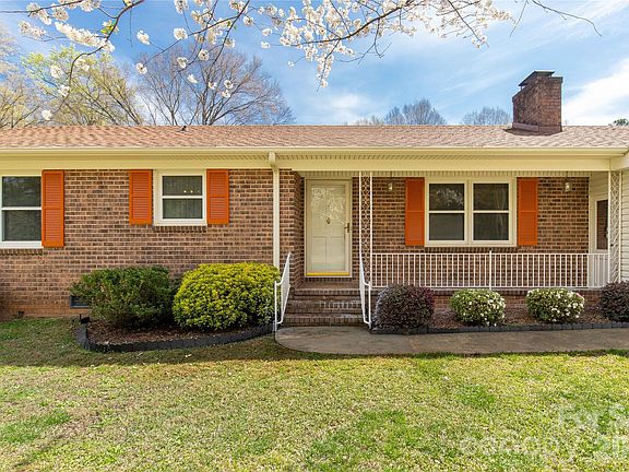4th image of 3134 Barney Rhett Cir