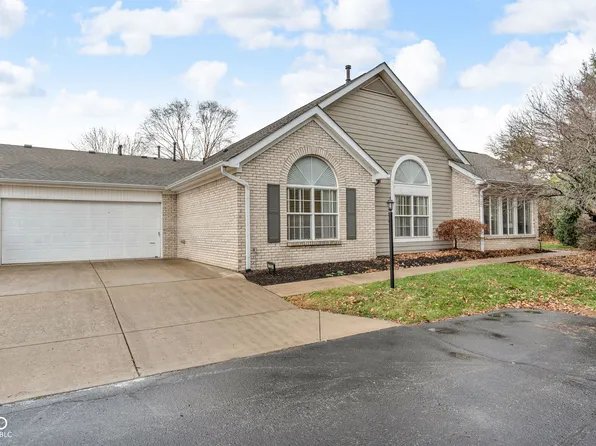 7330 Lake Lakota Pl, Indianapolis, IN 46217