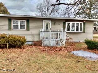 9320 Hudson Rd, Pittsford, MI 49271