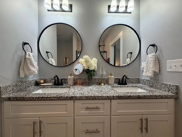 3050 Candlelight Dr — Photo 16