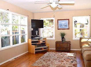 839 Phillips St, Vista, CA 92083