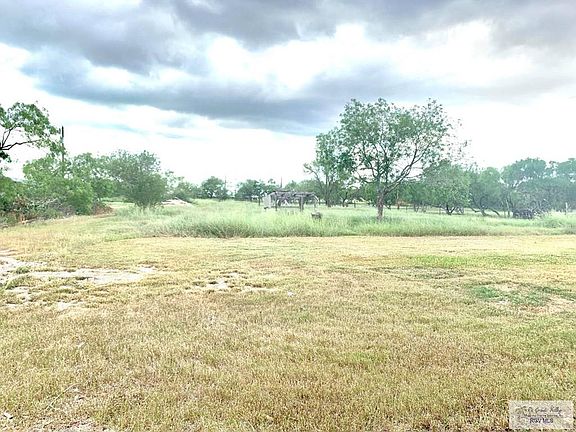 4th image of 1745 State Highway 186 E