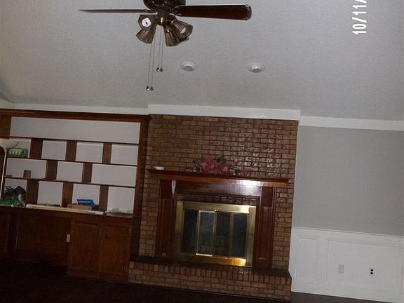 4th image of 214 Western Hills Dr