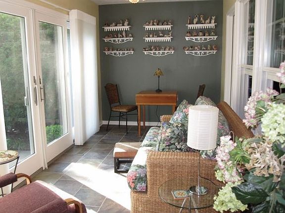 2nd image of 401 Bounty Way