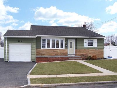 59 S Emerson Ave, Amityville, NY, 11701