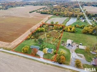 30445 Henry Rd, Girard, IL 62640