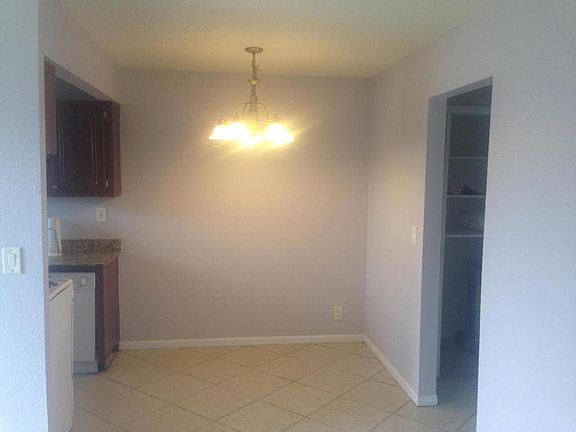 4th image of 616 Lucerne Ave APT 2