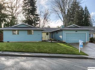 2037 Beaver Loop NW, Salem, OR 97304