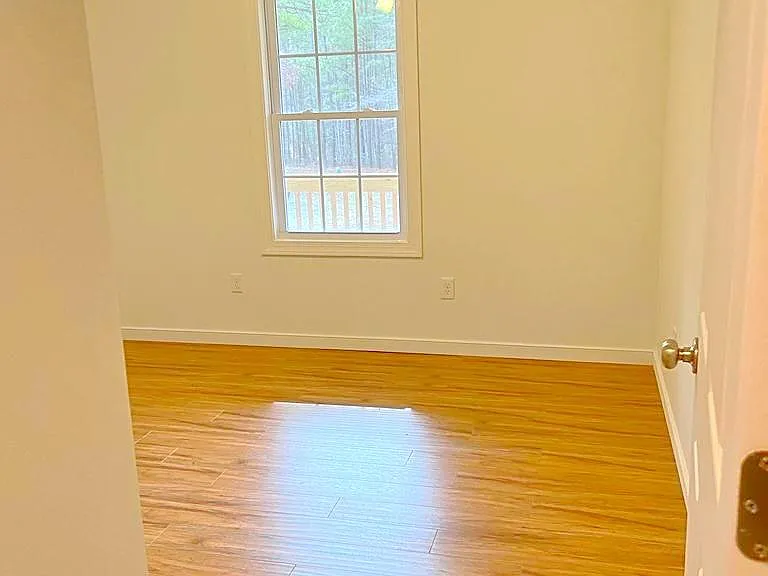 21306 Hull Street Rd — Photo 6