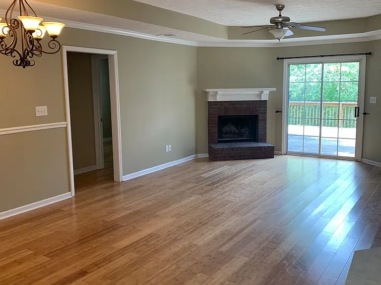 2170 Franklin St — Photo 2
