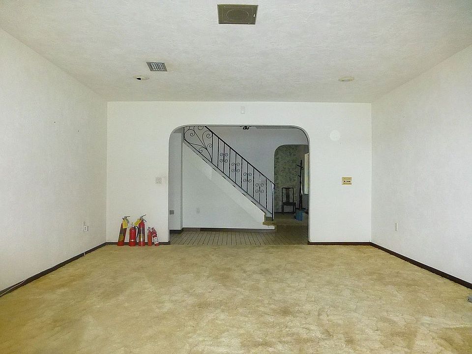 Den