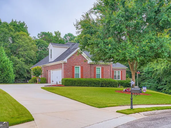 9509 Greens Mill Ct, Loganville, GA 30052