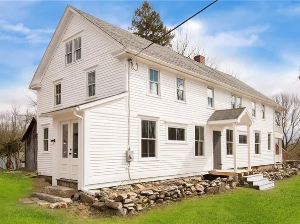 103 Plain Woods Rd, Foster, RI 02825