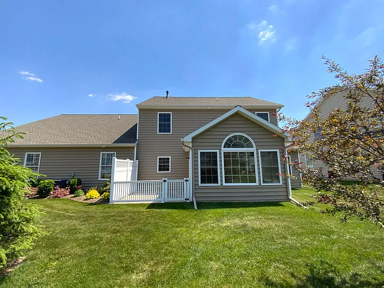 1365 Worthington Dr — Photo 22