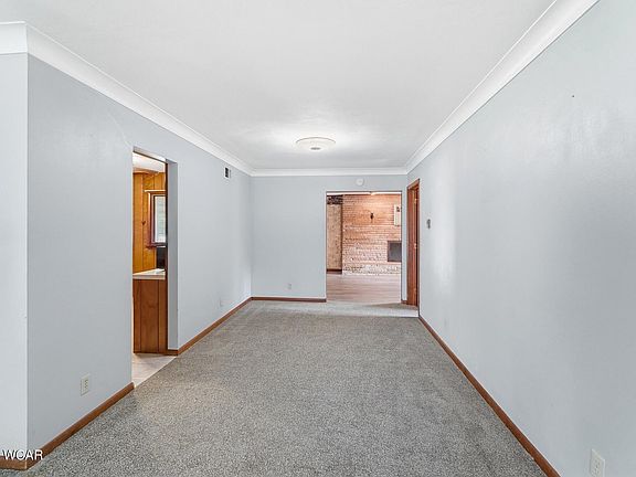 5th image of 4422 Stemen St