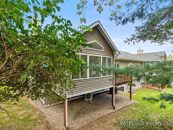 4th image of 1814 Corville Ct NW