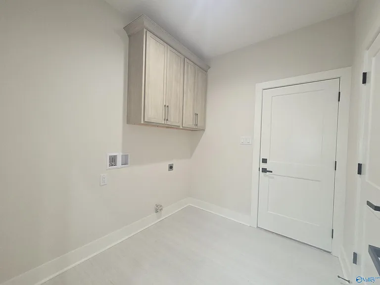 2909 9th Ave — Photo 7