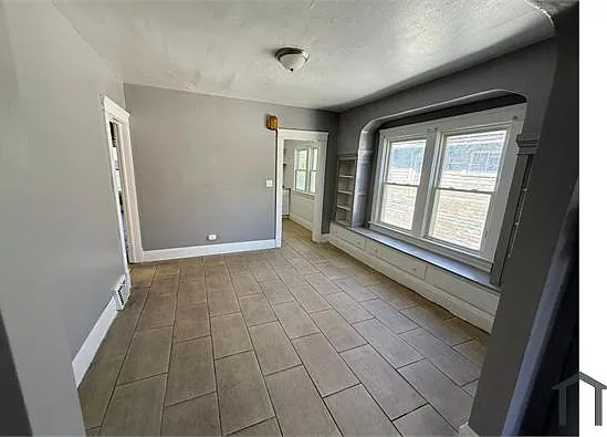 12523 Locke Ave #UPPER — Photo 10