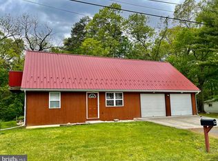 44 Irish Gap Rd, Newville, PA 17241