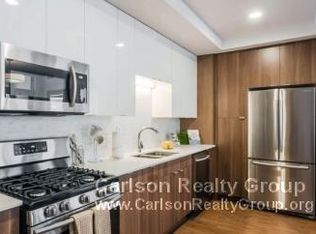 710 N Wells St, Chicago, IL 60654