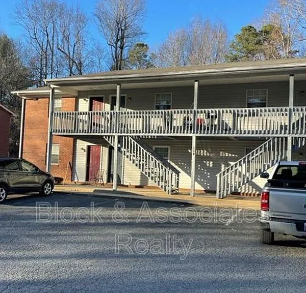 118 Reece Ct #B — Photo 1
