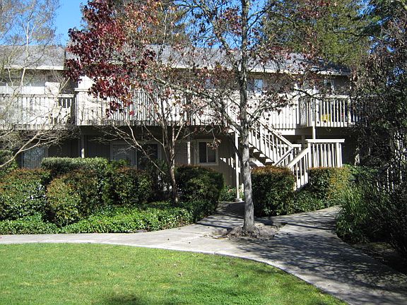 5th image of 1814 N Dutton Ave #10
