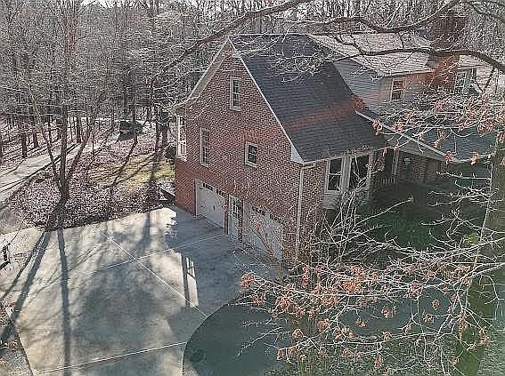2nd image of 1110 Walker Dr