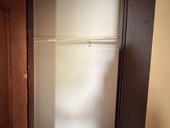 2nd image of 3802 Poe Ave