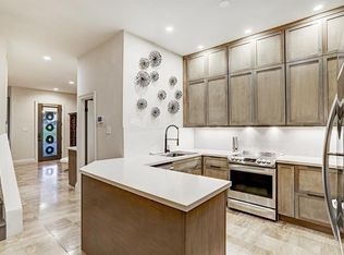 4516 Dickson St, Houston, TX 77007
