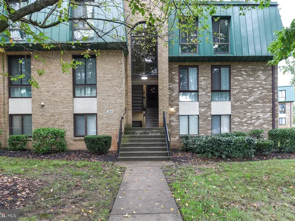 1014 Brinker Dr APT 302, Hagerstown, MD 21740